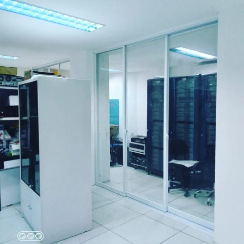 berkat utama kaca (1)